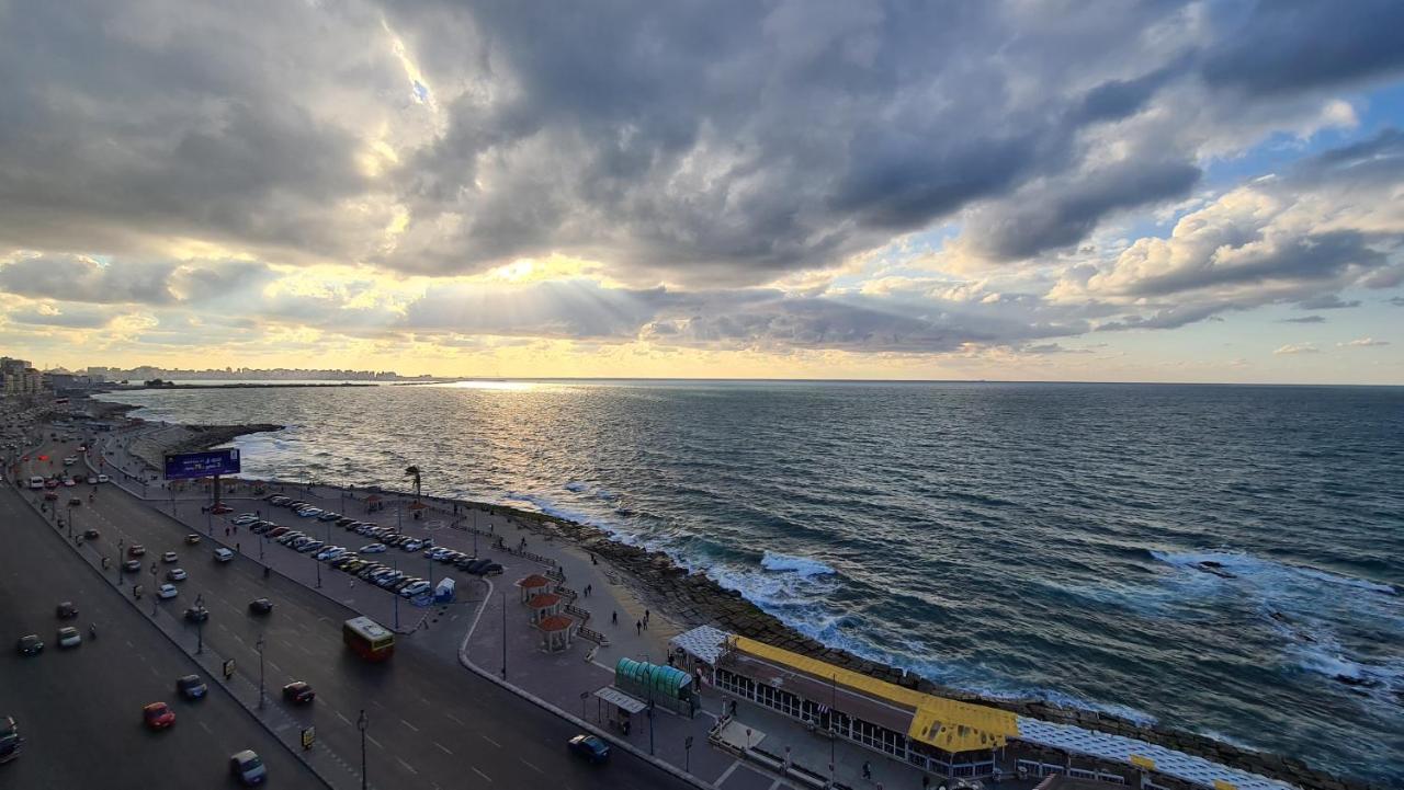 Midpoint Sea View - Families Only Lägenhet Alexandria Exteriör bild